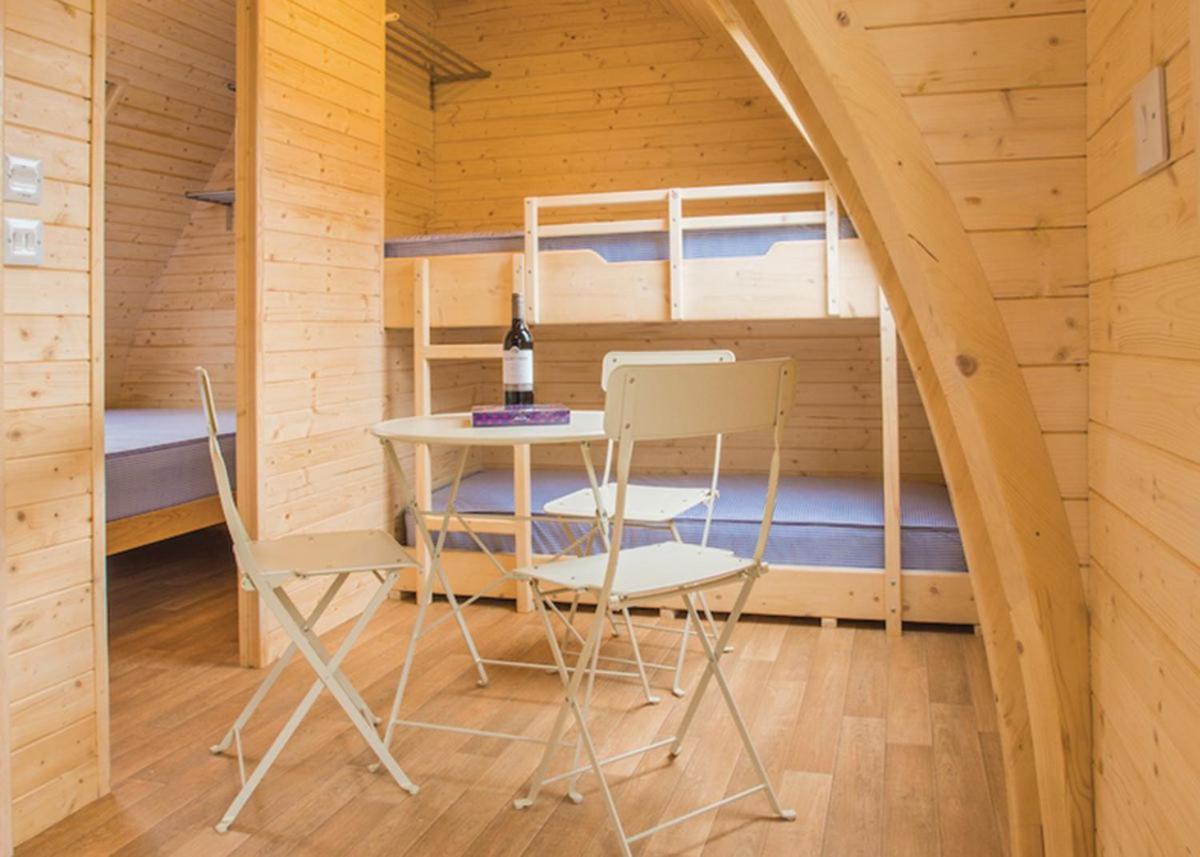 فندق Dovestone Holiday Park Greenfield  المظهر الخارجي الصورة
